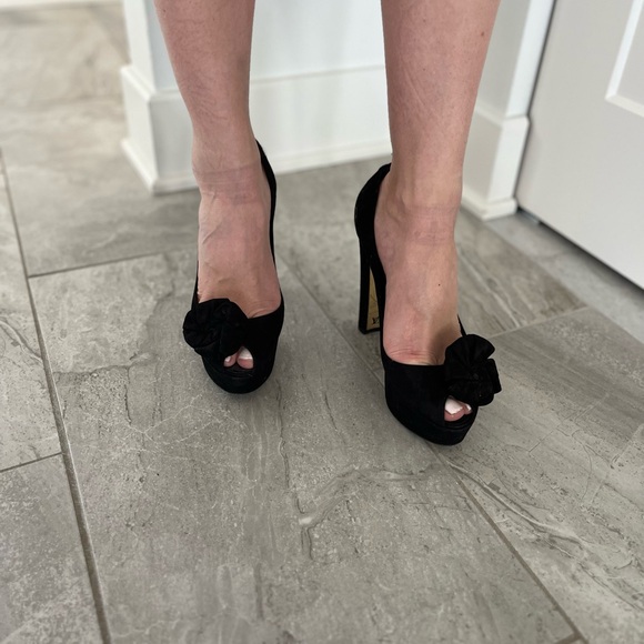 Louis Vuitton shoe - Picture 8 of 10